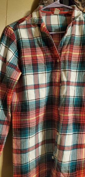 Old navy flannel - Picture 1 of 2